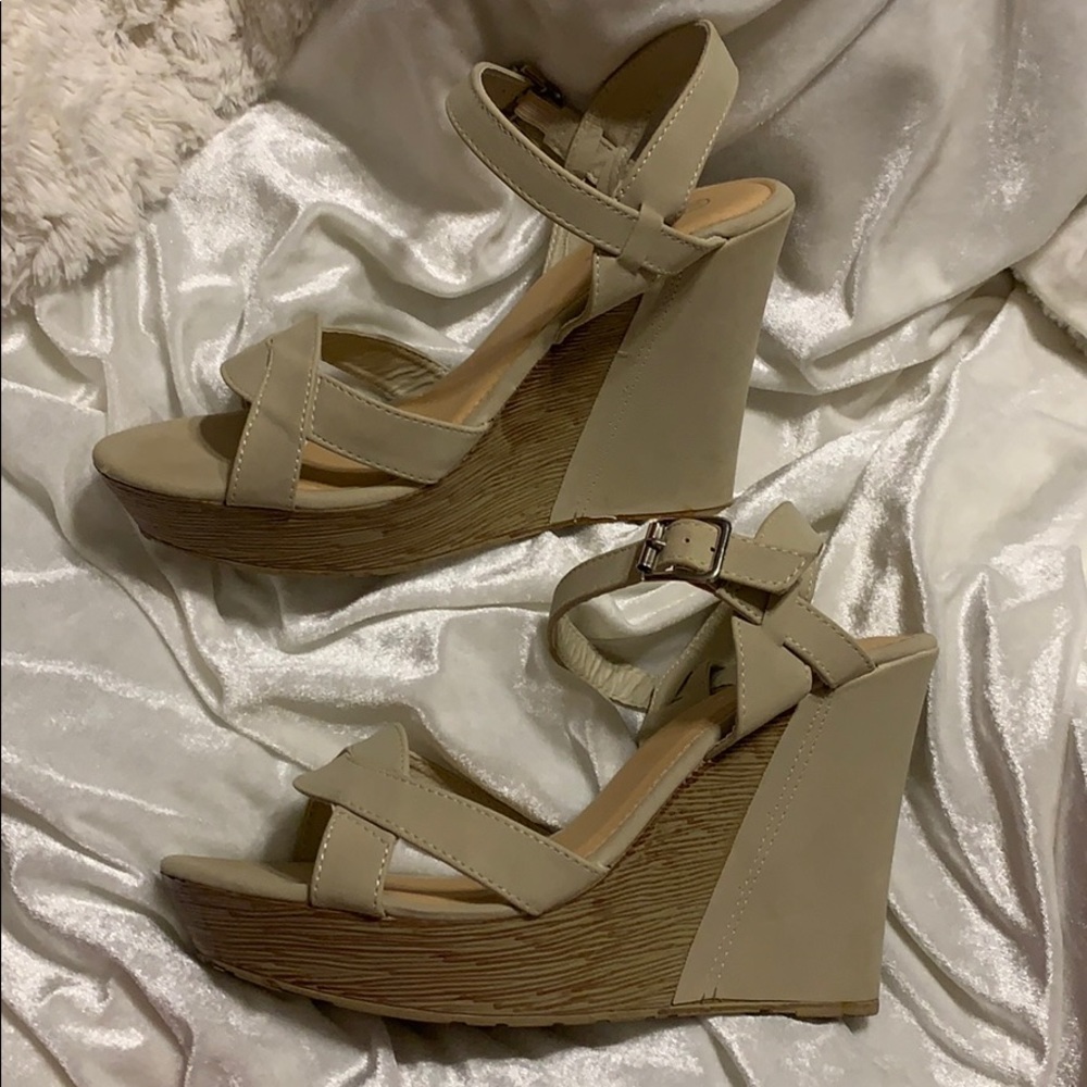 Wedges, Size 10